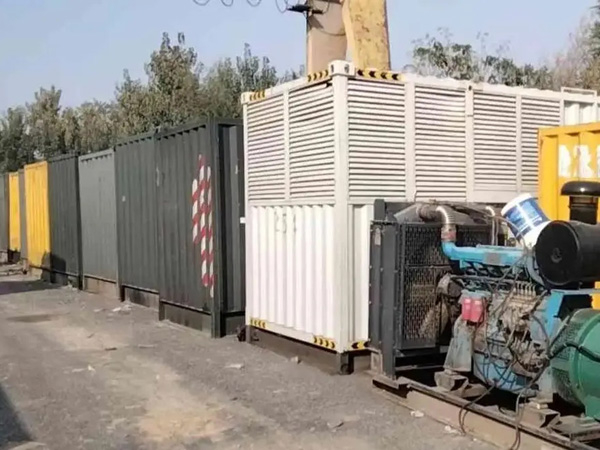 山城200KW柴油发电机机组每小时油耗是多少？